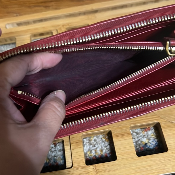 Prada red wallet - Picture 6 of 6